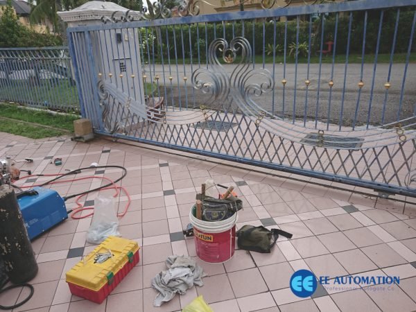 Home - EE Auto Gate