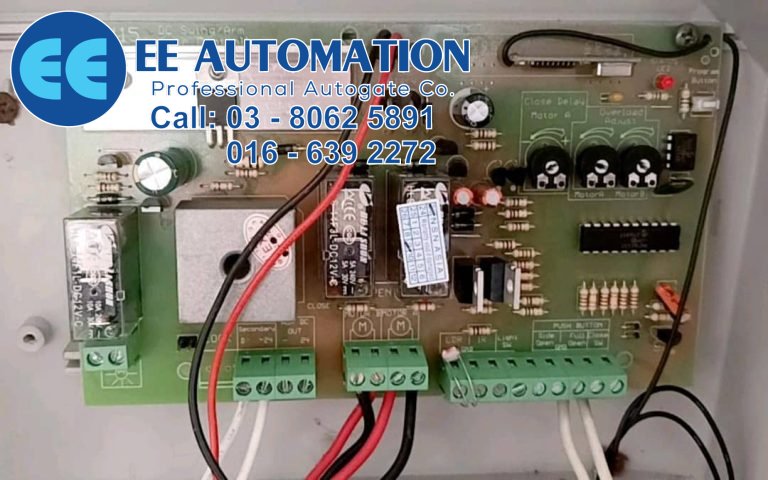 Pening Dengan Remote Autogate Yang Ada 4 Channel - EE Auto Gate