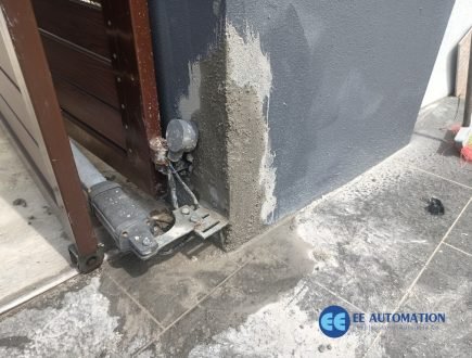 Wall Crack