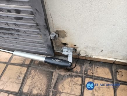 swing autogate